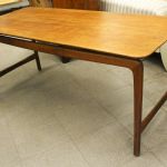 851 6319 COFFEE TABLE